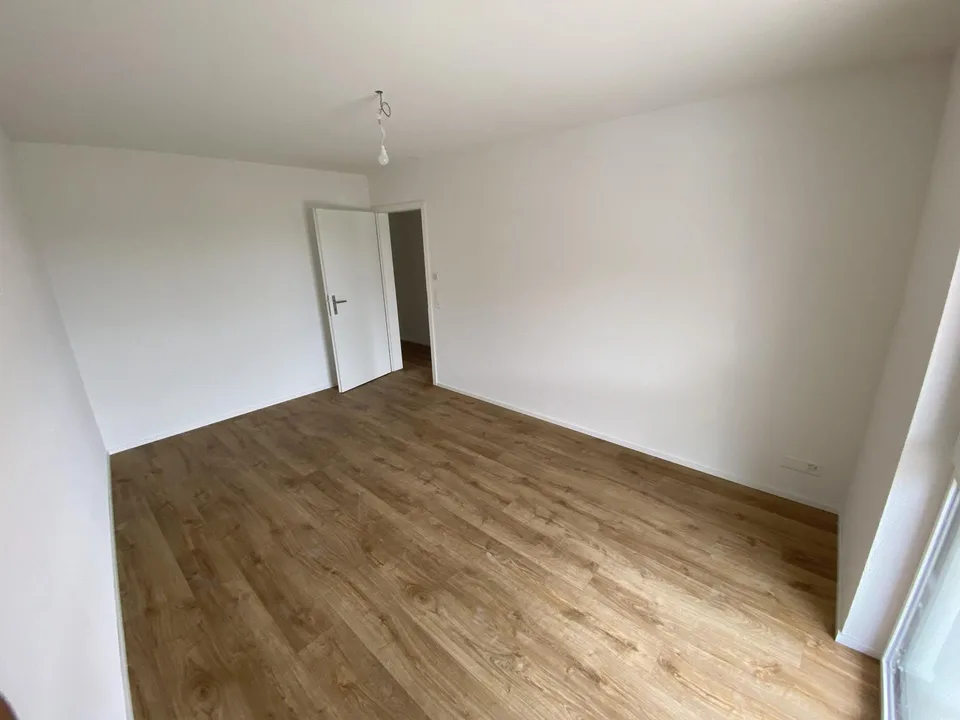 Moderne, grosse 4.5 Zimmerwohnung