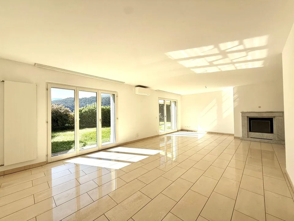Appartamento di 5 locali con giardino e vista lago a Morcote