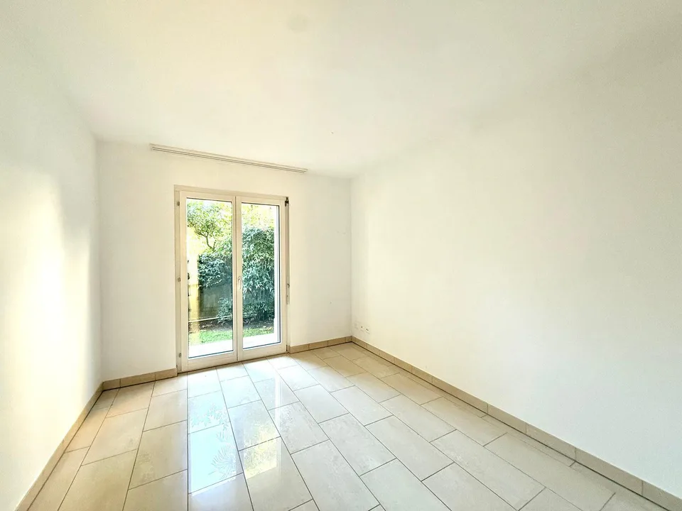 Appartamento di 5 locali con giardino e vista lago a Morcote – Foto 9 von 12