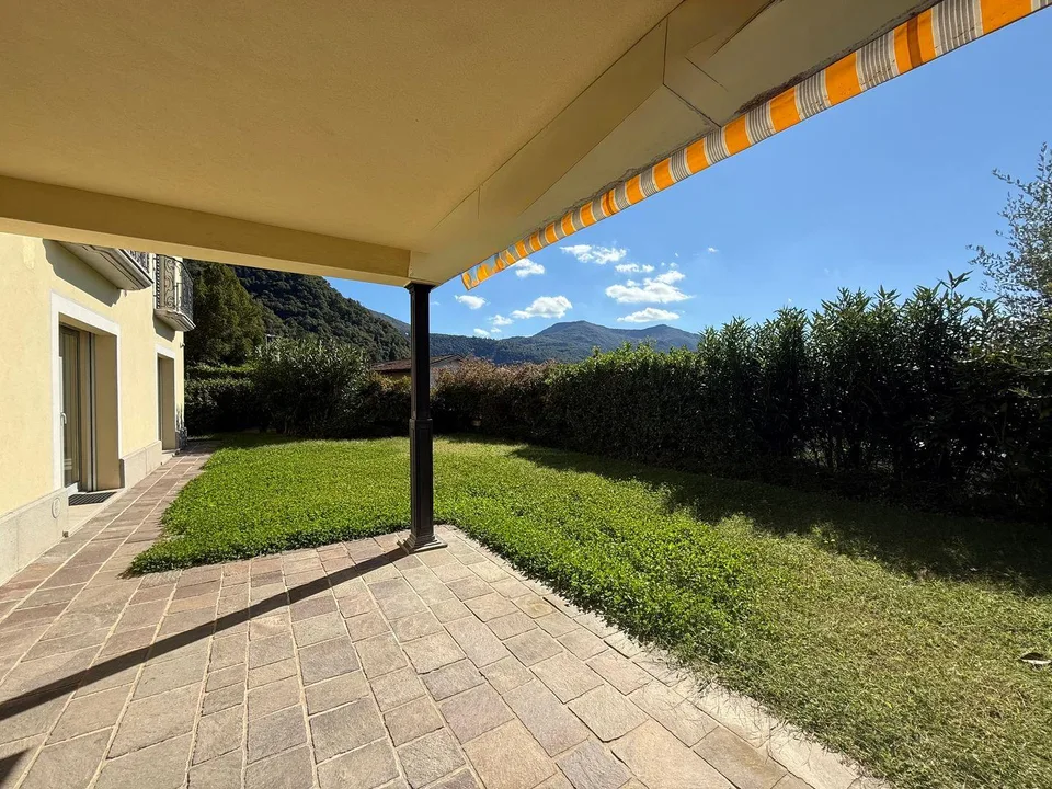 Appartamento di 5 locali con giardino e vista lago a Morcote