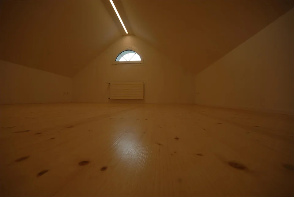 Dachwohnung mit modernem Ausbau im Zentrum von Walzenhausen