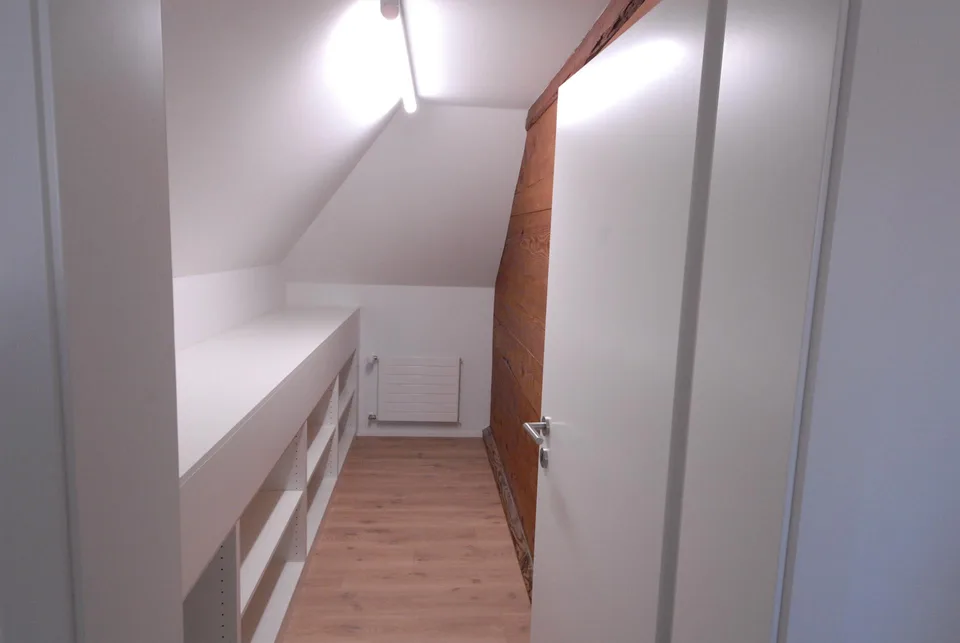 Dachwohnung mit modernem Ausbau im Zentrum von Walzenhausen