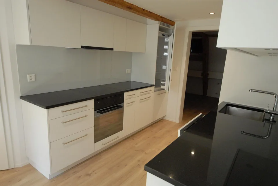Dachwohnung mit modernem Ausbau im Zentrum von Walzenhausen