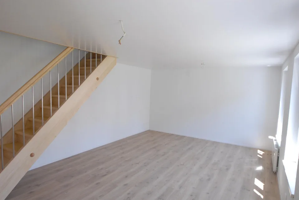 Dachwohnung mit modernem Ausbau im Zentrum von Walzenhausen