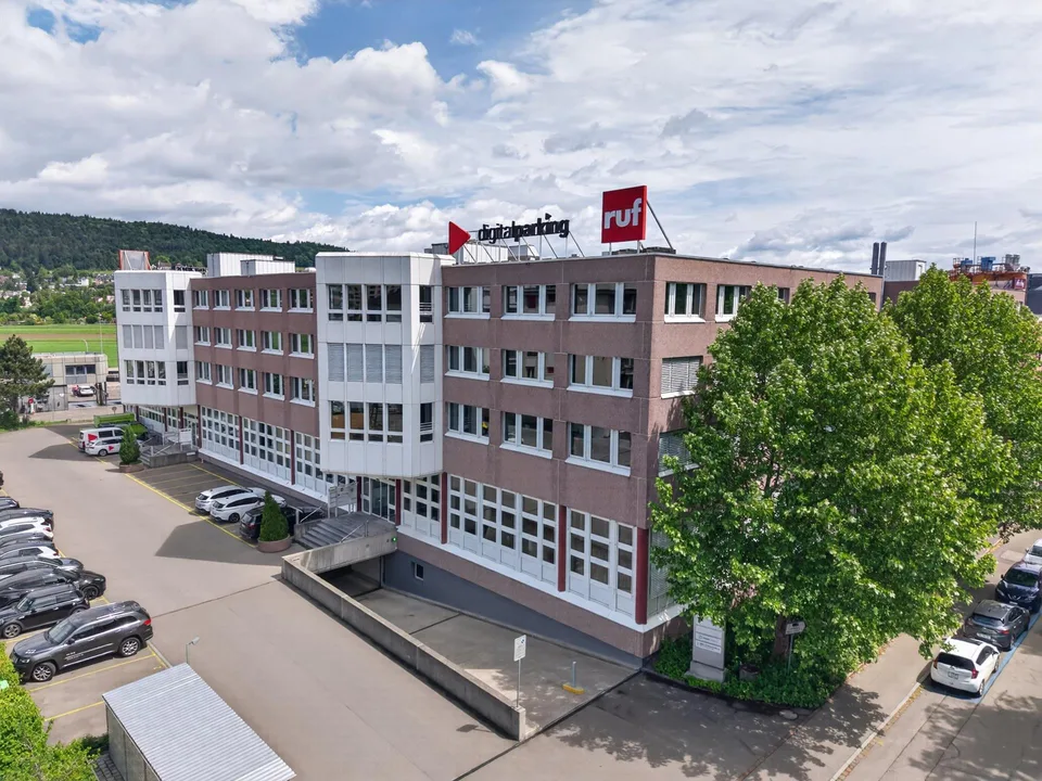 Moderne Headquarters-Fläche nahe Zürich  760 m² sofort verfügbar - ...