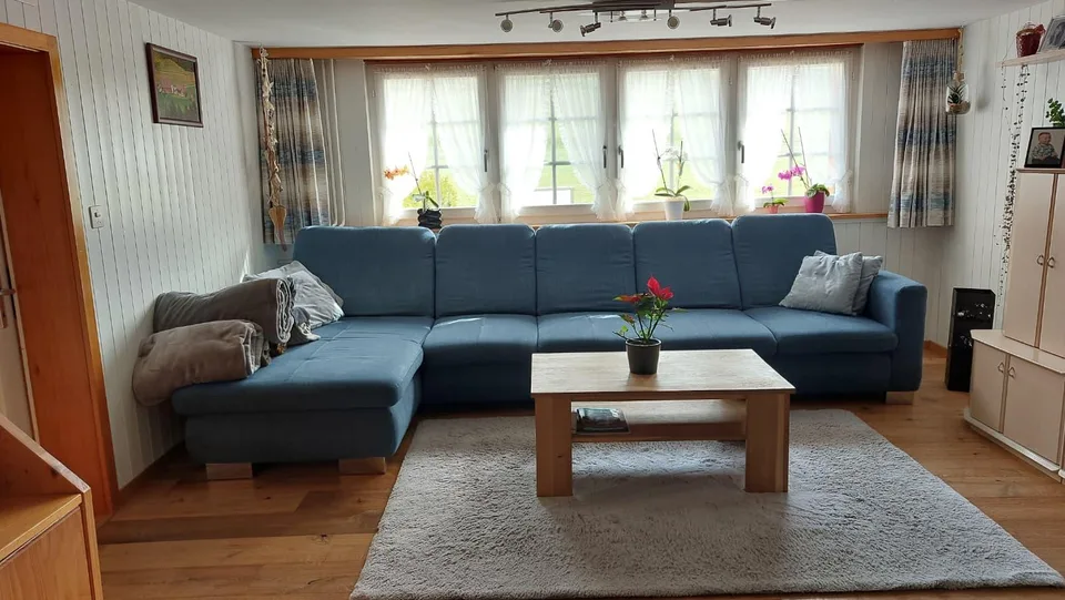 Naturnah und ruhig wohnen – inkl. Sitzplatz und Mansardenzimmer