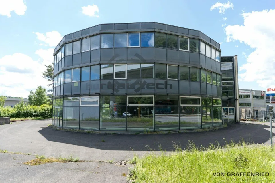Einzigartige Büro- und Gewerbeflächen an top Lage im Bieler Bözinge...