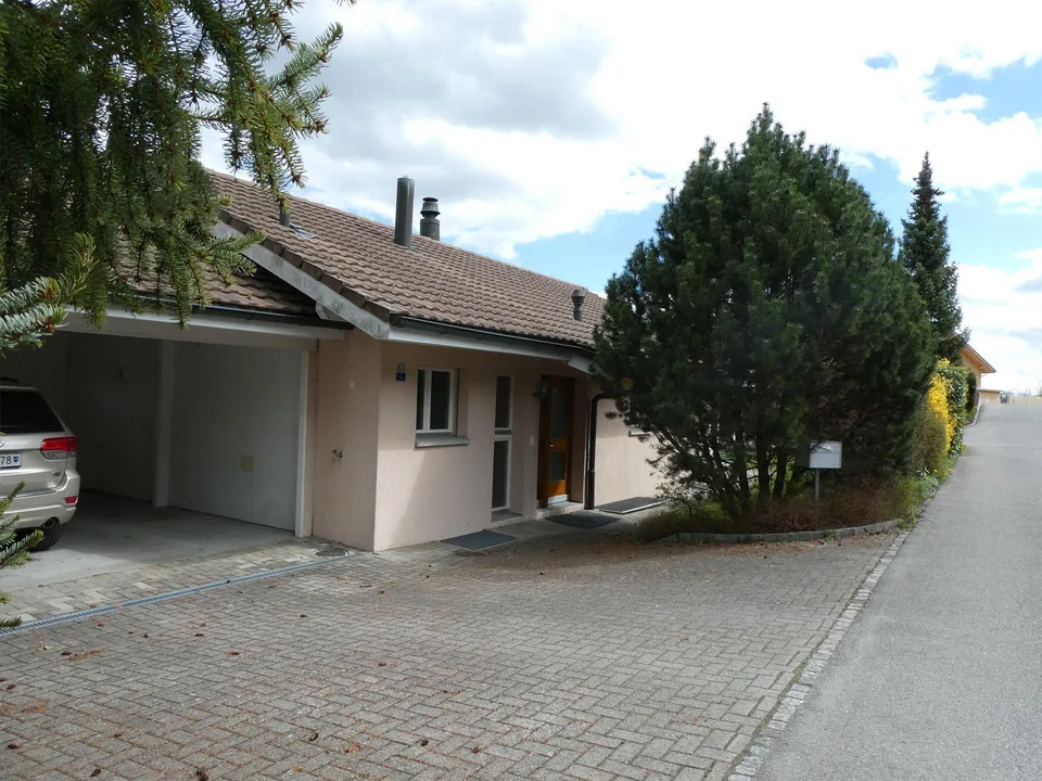 6 1/2-Zimmer-Einfamilienhaus an unverbaubarer Aussichtslage