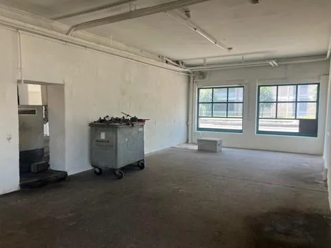 Lagerfläche inkl. Büro