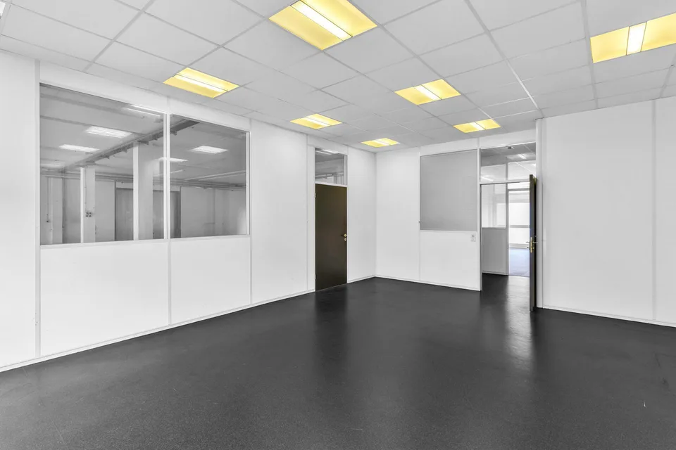 Lukrative Büro, Labor- und Gewerberäume zu mieten