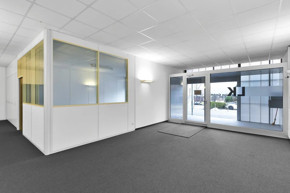 Lukrative Büro, Labor- und Gewerberäume zu mieten – Foto 11 von 13