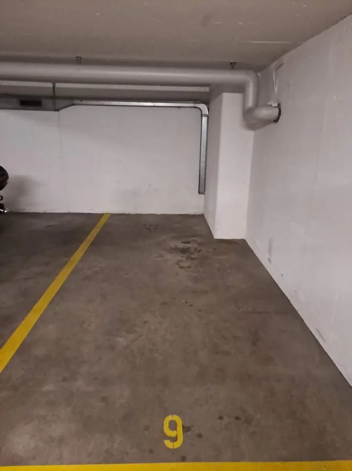Einstellplatz zu vermieten