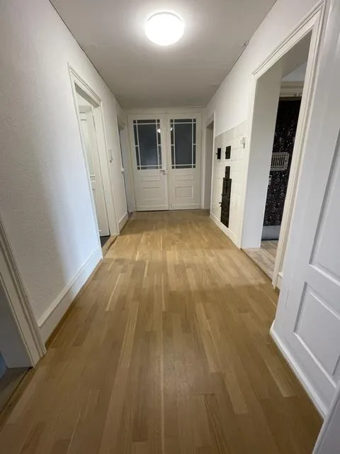 5,5 Z-Wohnung, hell, zentral  und mit Charme