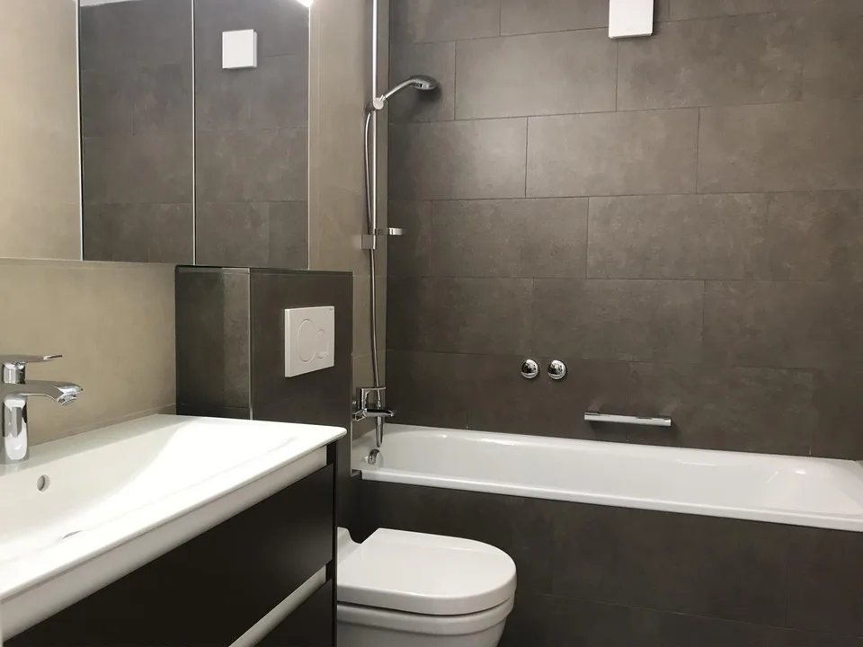 Hochwertig sanierte Wohnung mit Balkon