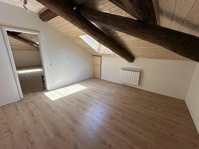3 1/2-Zimmer-Mansarden-Wohnung im Dachgeschoss an ruhiger, zentrale... – foto 8 di 15