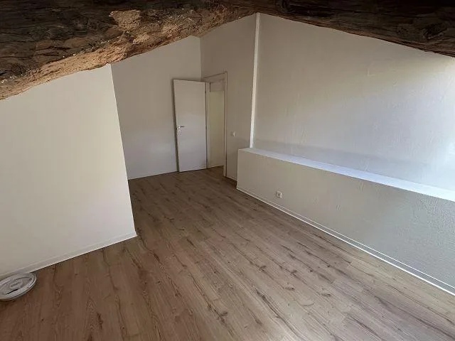 3 1/2-Zimmer-Mansarden-Wohnung im Dachgeschoss an ruhiger, zentrale... – foto 11 di 15