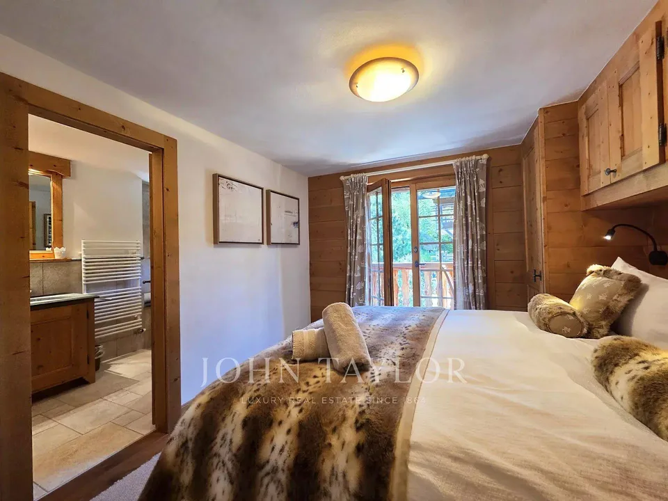 Superbe appartement récemment rénové à 2 minutes de Médran (8 perso...