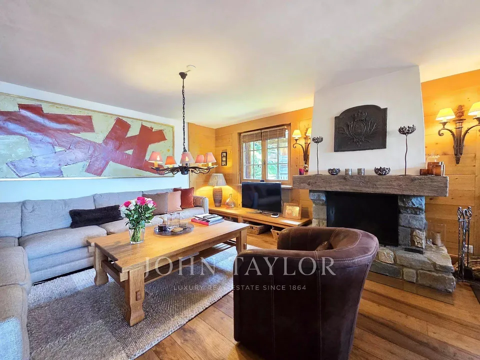 Superbe appartement récemment rénové à 2 minutes de Médran (8 perso...