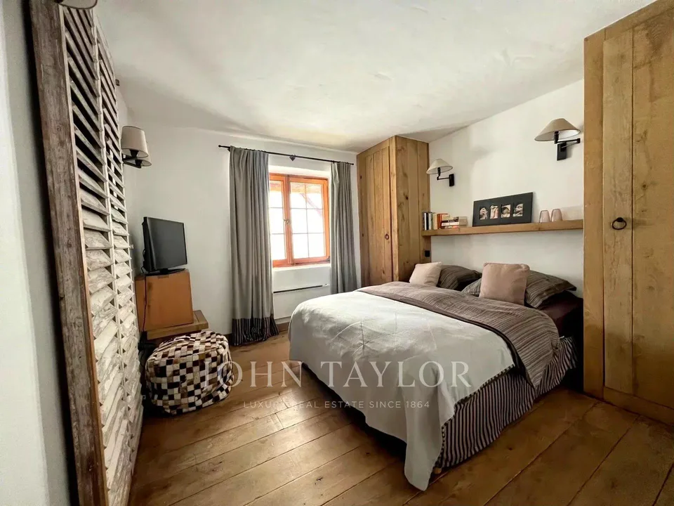 Chalet Alpin Authentique à Louer – Verbier