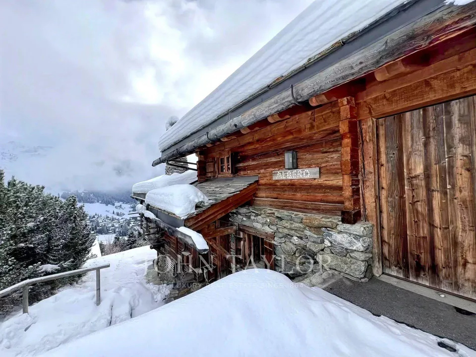 Chalet Alpin Authentique à Louer – Verbier