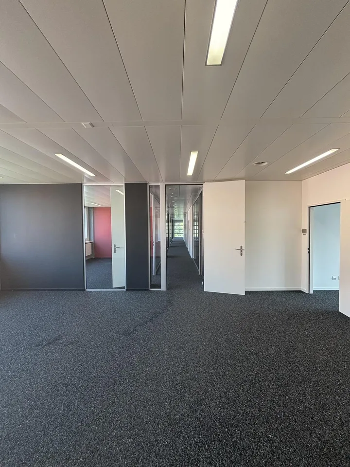 Moderne Bürofläche mit Top-Anbindung  384.2 m² im Minergie®-Standard