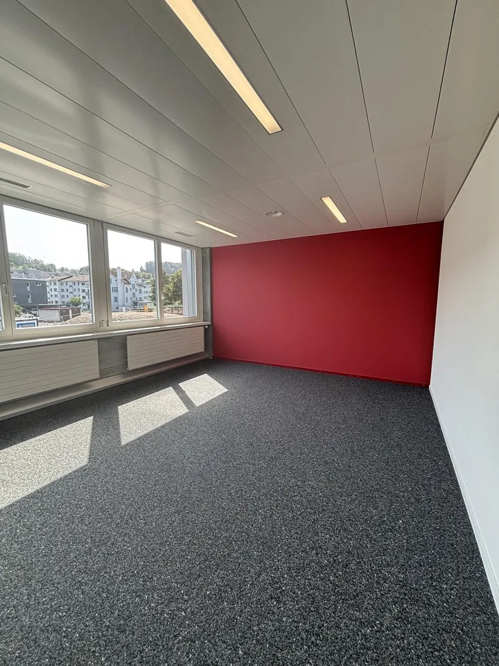 Moderne Bürofläche mit Top-Anbindung 384.2 m² im Minergie®-Standard – foto 8 di 13