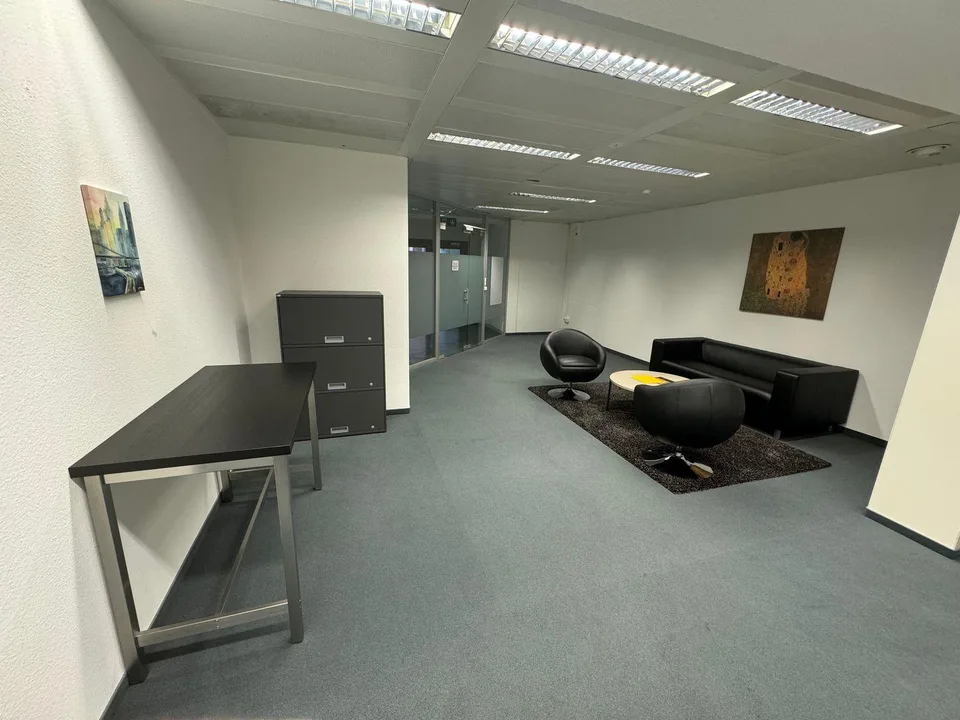 Einzel/ Doppelbüro in Baar zu vermieten