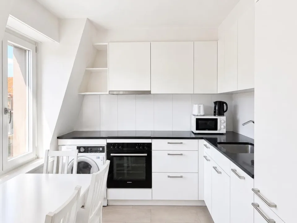 Helle, Attraktive 3.0-Zimmer-Wohnung mit Balkon an zentraler Lage i...