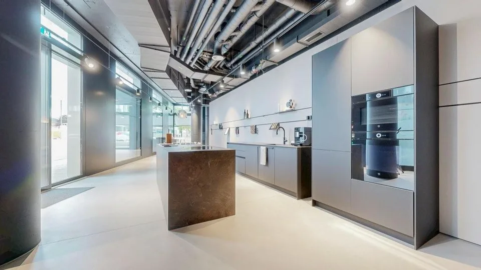 Ihr Gewerbe an exponierter Lage im prominenten Bäre Tower