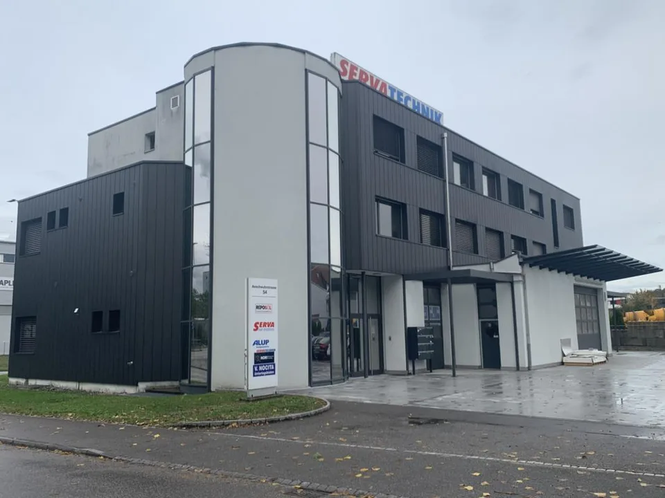 Grosszügiger Lagerraum nahe Autobahnanschluss Oftringen