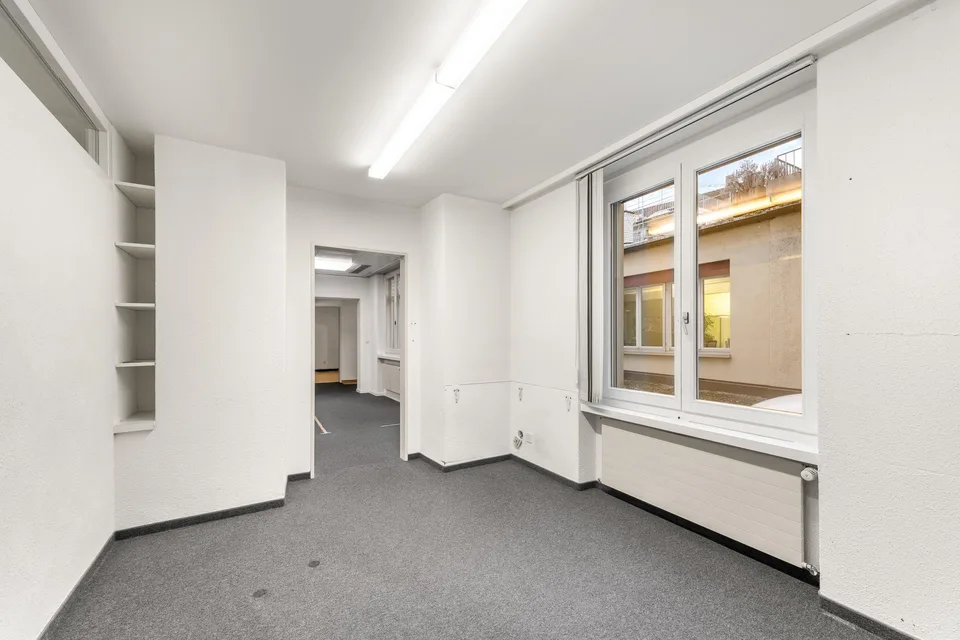 Ihre neue Gewerbemietfläche in der schönen Altstadt von Schaffhausen – foto 8 di 13