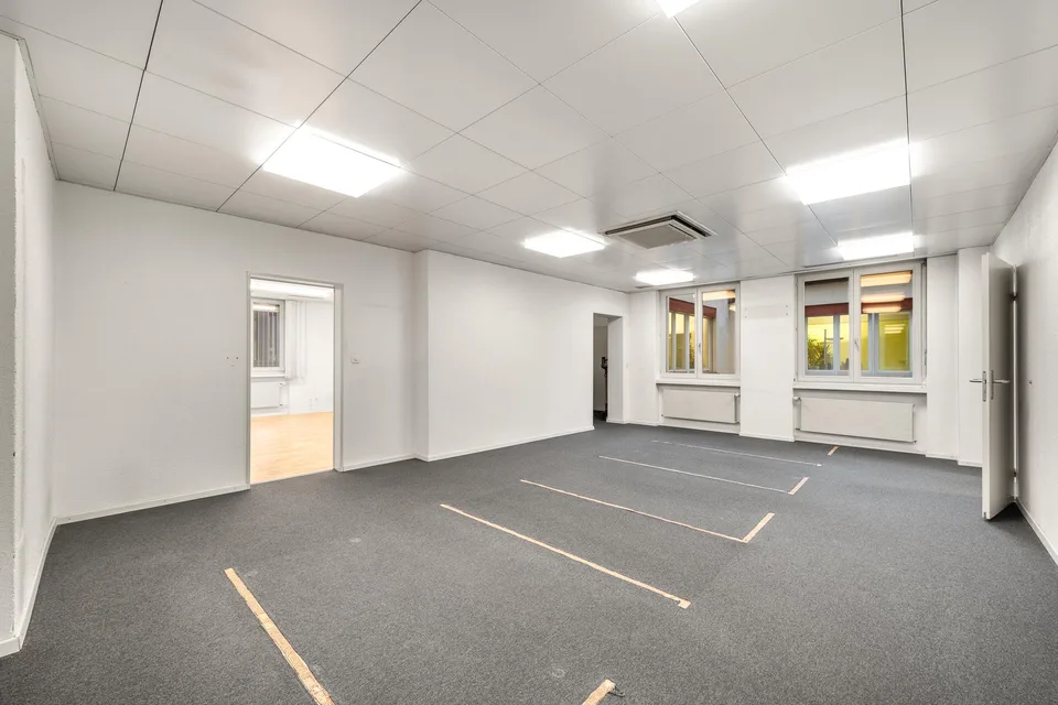 Ihre neue Gewerbemietfläche in der schönen Altstadt von Schaffhausen – foto 9 di 13