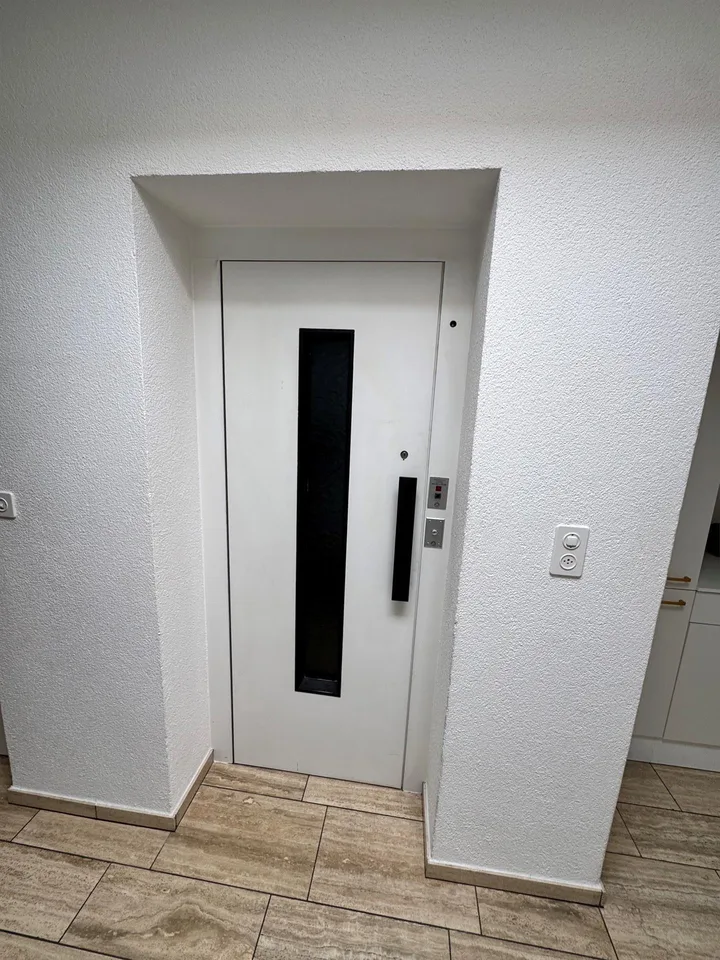 Zu vermieten in ruhigem Quartier helle 5.5 Zimmer Attikawohnung – Foto 13 von 23