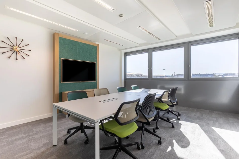 Bureau privé pour 2 à Regus Nations