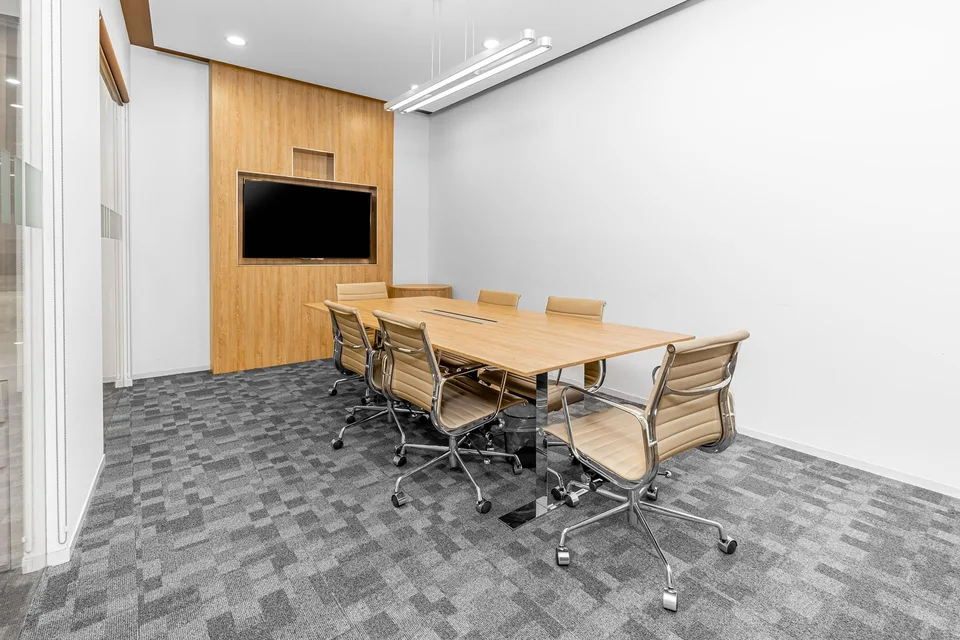 Privater Büroraum für 5 in Regus Spoom Kriens