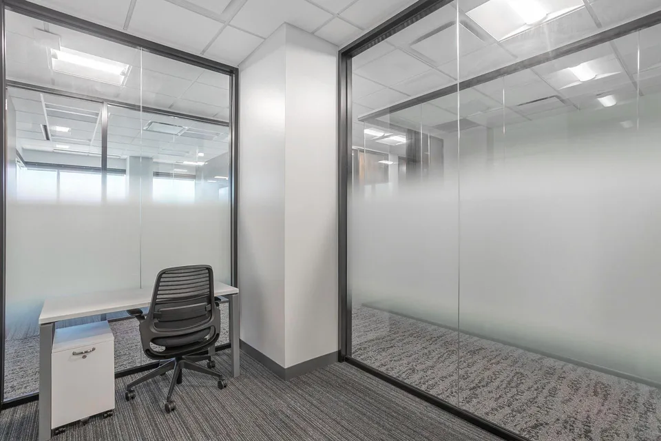 Privater Büroraum für 3 in Regus Spoom Glattpark