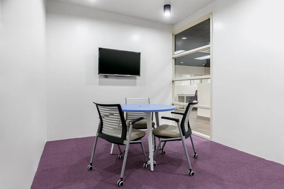 Arbeiten in Regus Spoom Glattpark oder weltweit