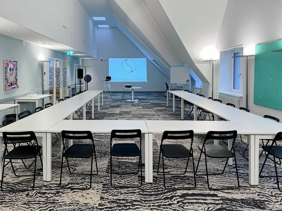 Spazio ufficio privato per 4 persone a Signature Bahnhofplatz – foto 10 di 11