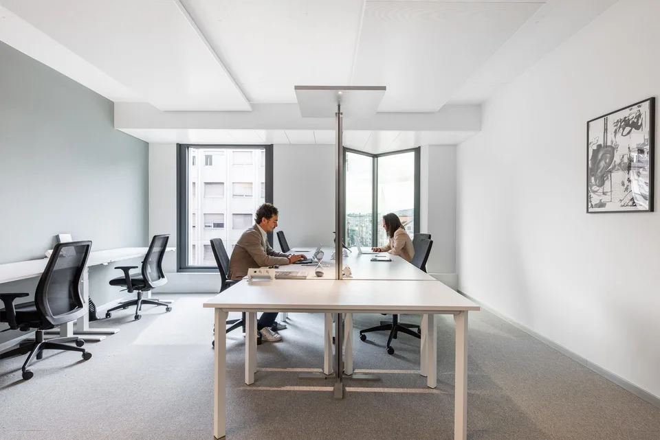 Bureau design pour 10 à Spaces Main Station
