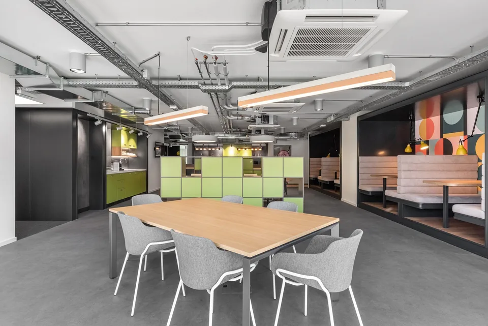 Bureau privé pour 10 à Regus Bessieres