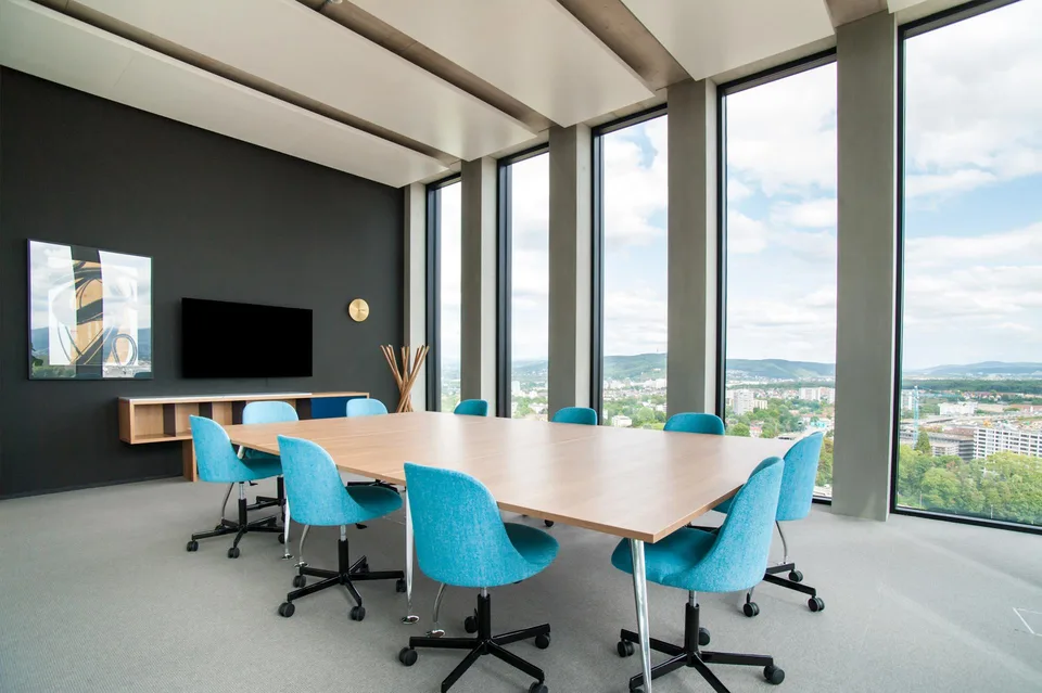 Büroräume für 10 in Spaces Grosspeter Tower