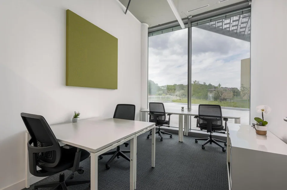Bureau privé pour 3 à Regus iLife City