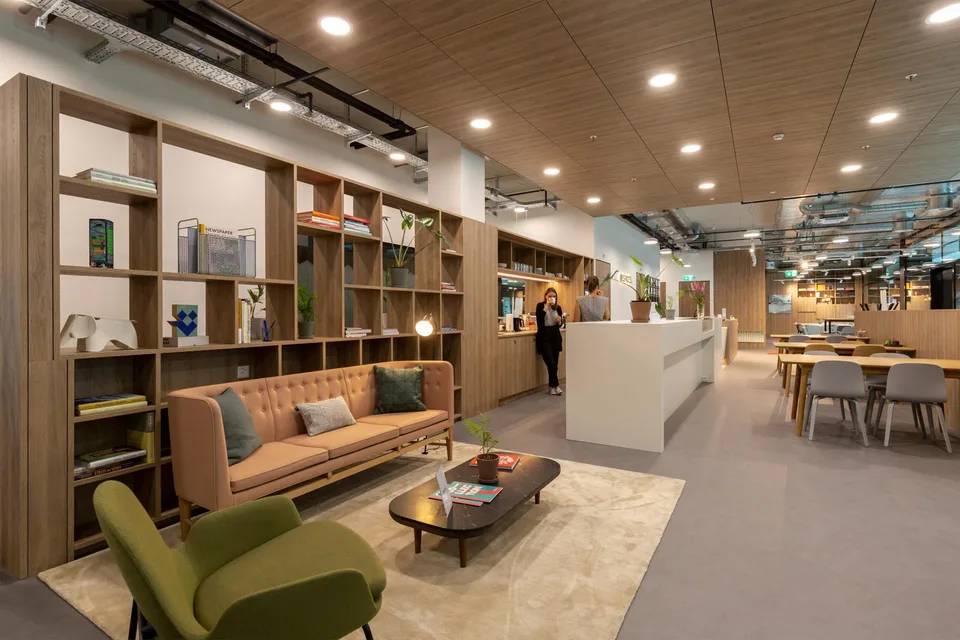Büroräume für 4 in Spaces Ambassador House – Foto 7 von 11