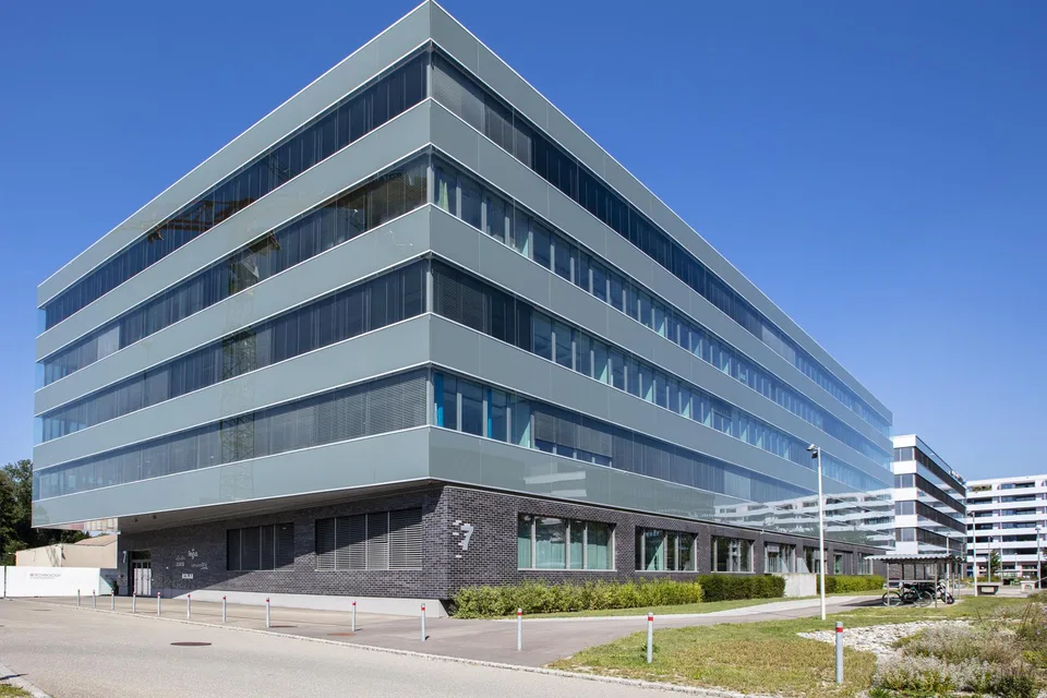 Privater Büroraum für 4 in Regus Business Park