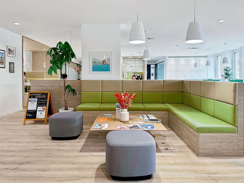 Bureau privé pour 15 à Regus Main Station