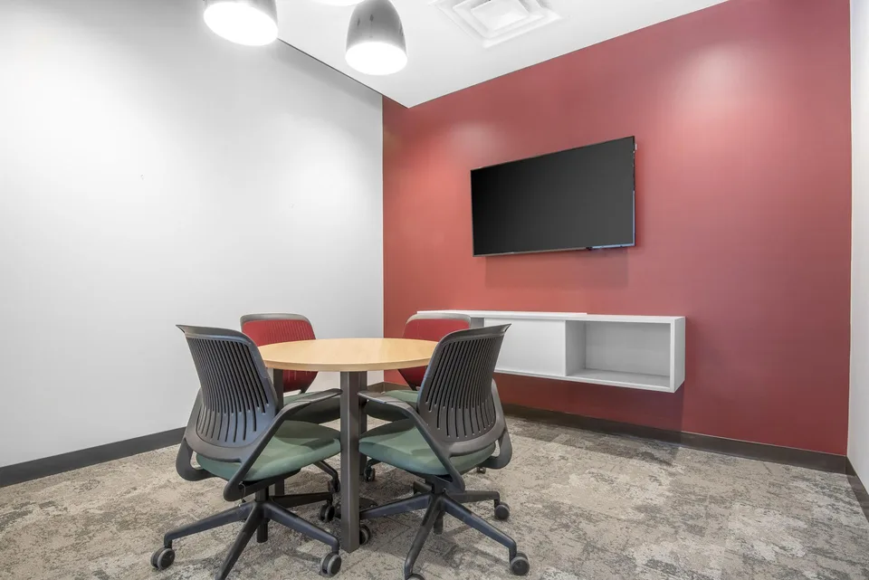 Bureau privé pour 10 à Regus Versoix Station Lakeside