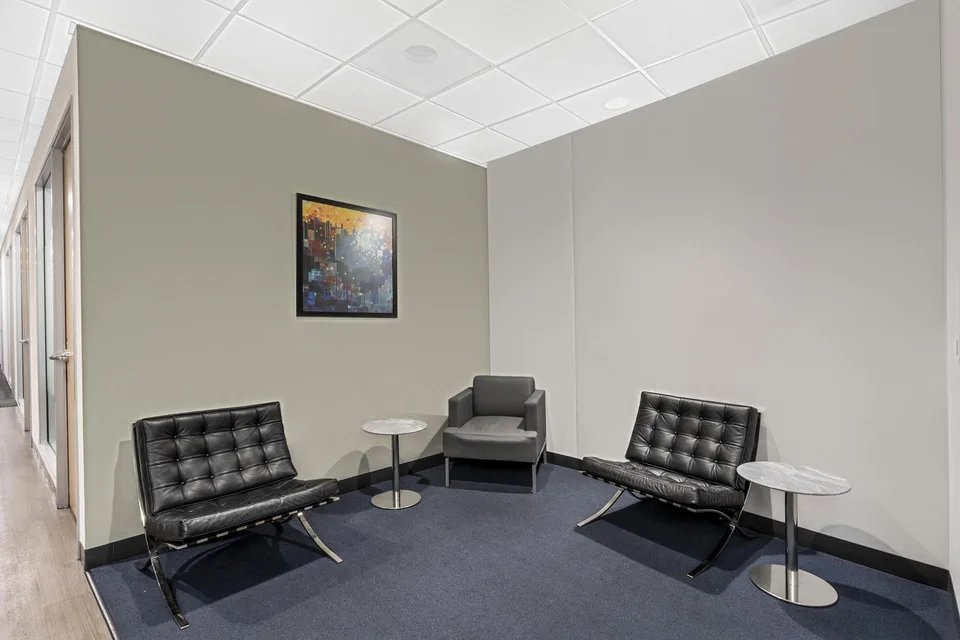 Bureau privé pour 3 à Regus Versoix Station Lakeside
