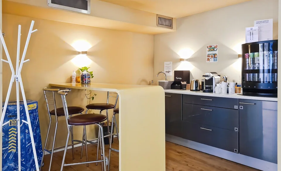 Espace de bureau privé pour 10 dans Regus City Old Town – photo 7 sur 11