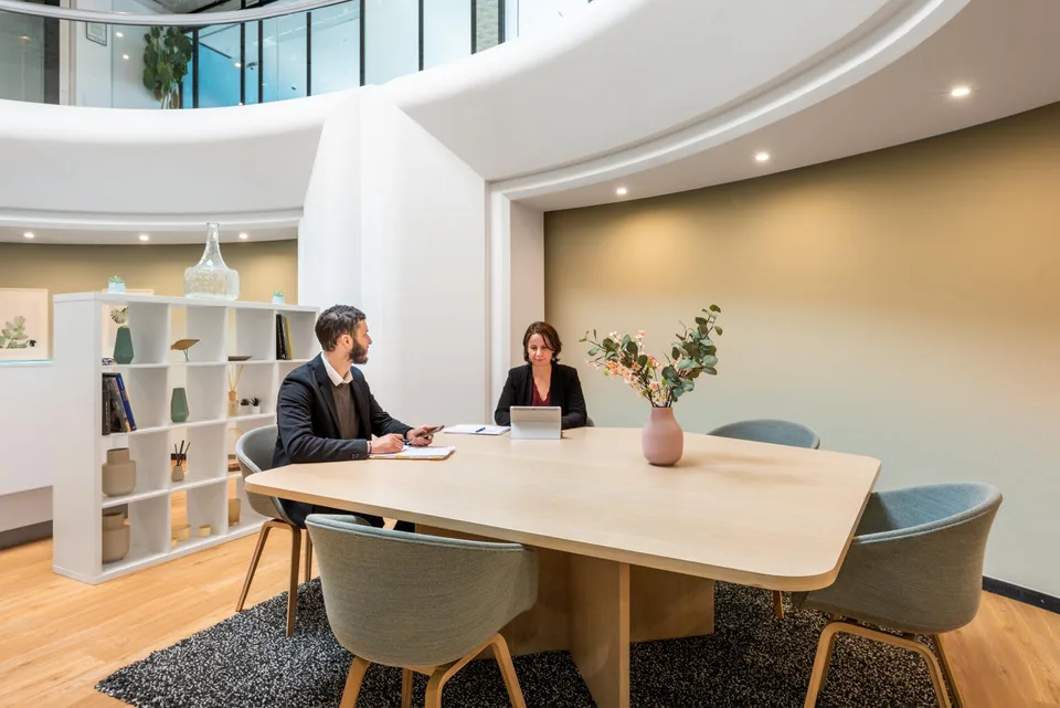 Bureau privé pour 4 à Regus Balexert Tower