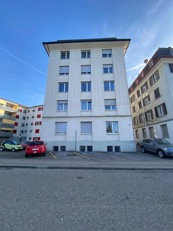 Aussenparkplatz in St.Gallen zu vermieten !